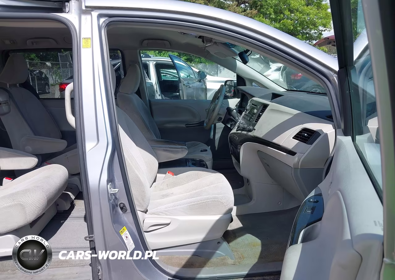 2012 Toyota Sienna Le V6 8 Passenger VIN:5TDKK3DC9CS176670 - 5