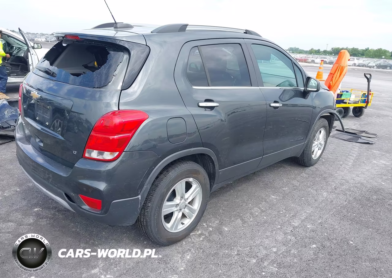 2018 Chevrolet Trax Lt VIN:3GNCJLSB4JL327622 - 4