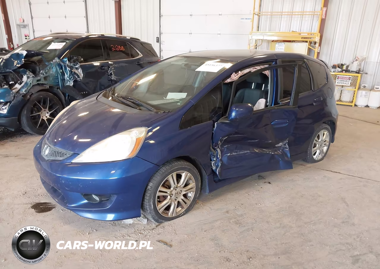2010 Honda Fit Sport VIN:JHMGE8H4XAC024567 - 2