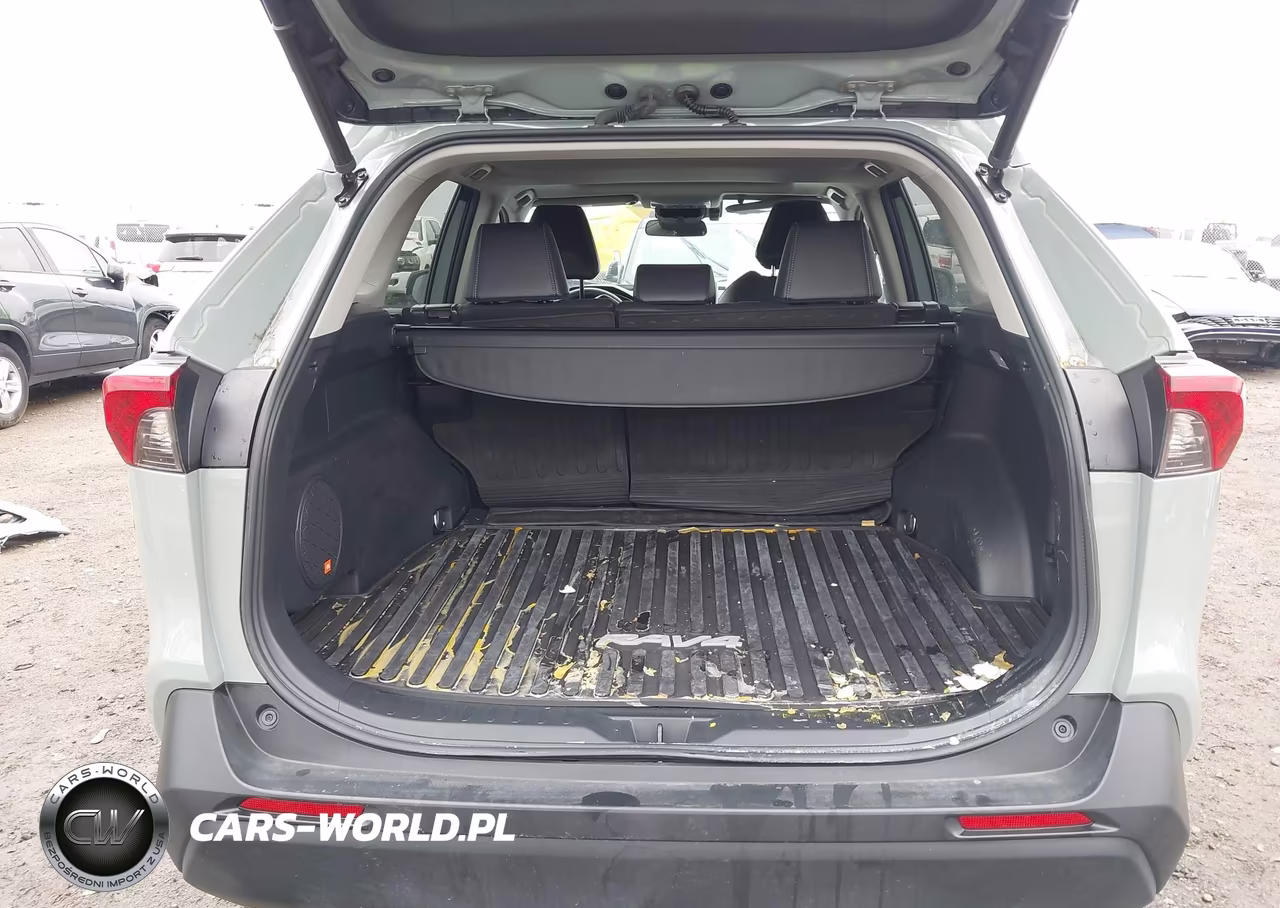 2021 Toyota Rav4 Xle Premium VIN:2T3A1RFV0MW192577 - 18