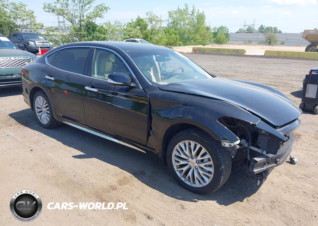 2016 Infiniti Q70L 3.7X – zdjęcie 1 z 17
