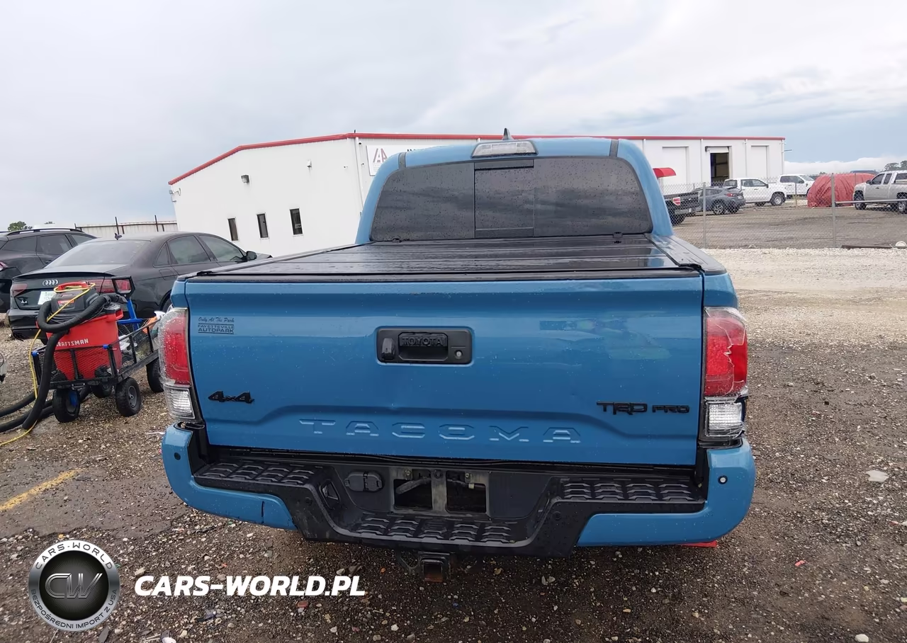 2018 Toyota Tacoma Trd Pro VIN:5TFCZ5AN9JX124318 - 16