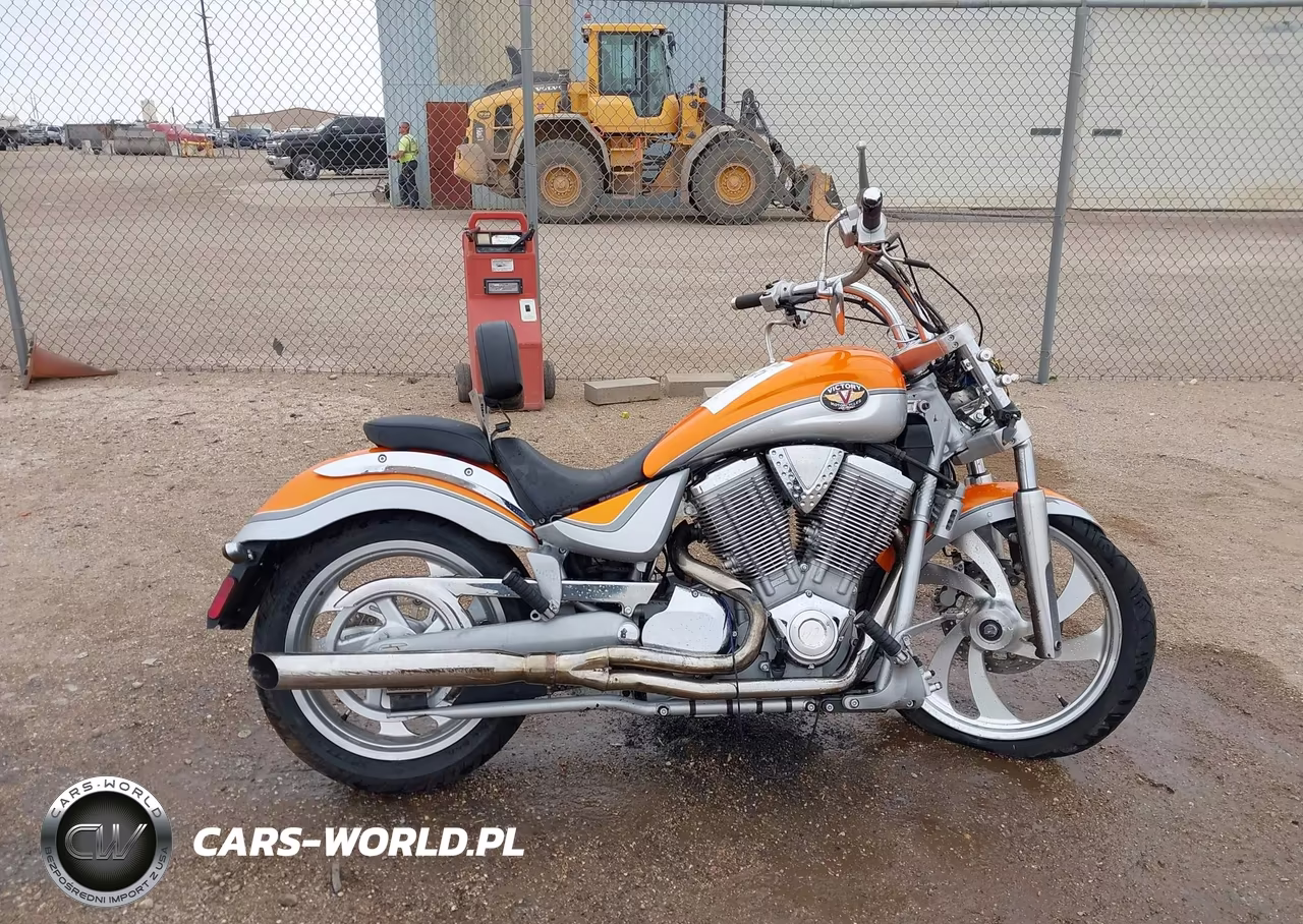 2004 Victory Motorcycles Vegas VIN:5VPGB16D243000435 - 12