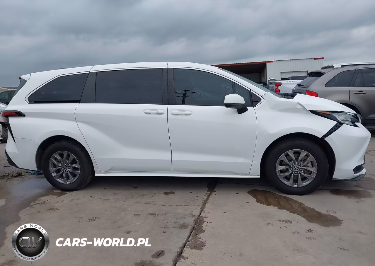 2022 Toyota Sienna Le VIN:5TDKRKEC4NS130087 - 13