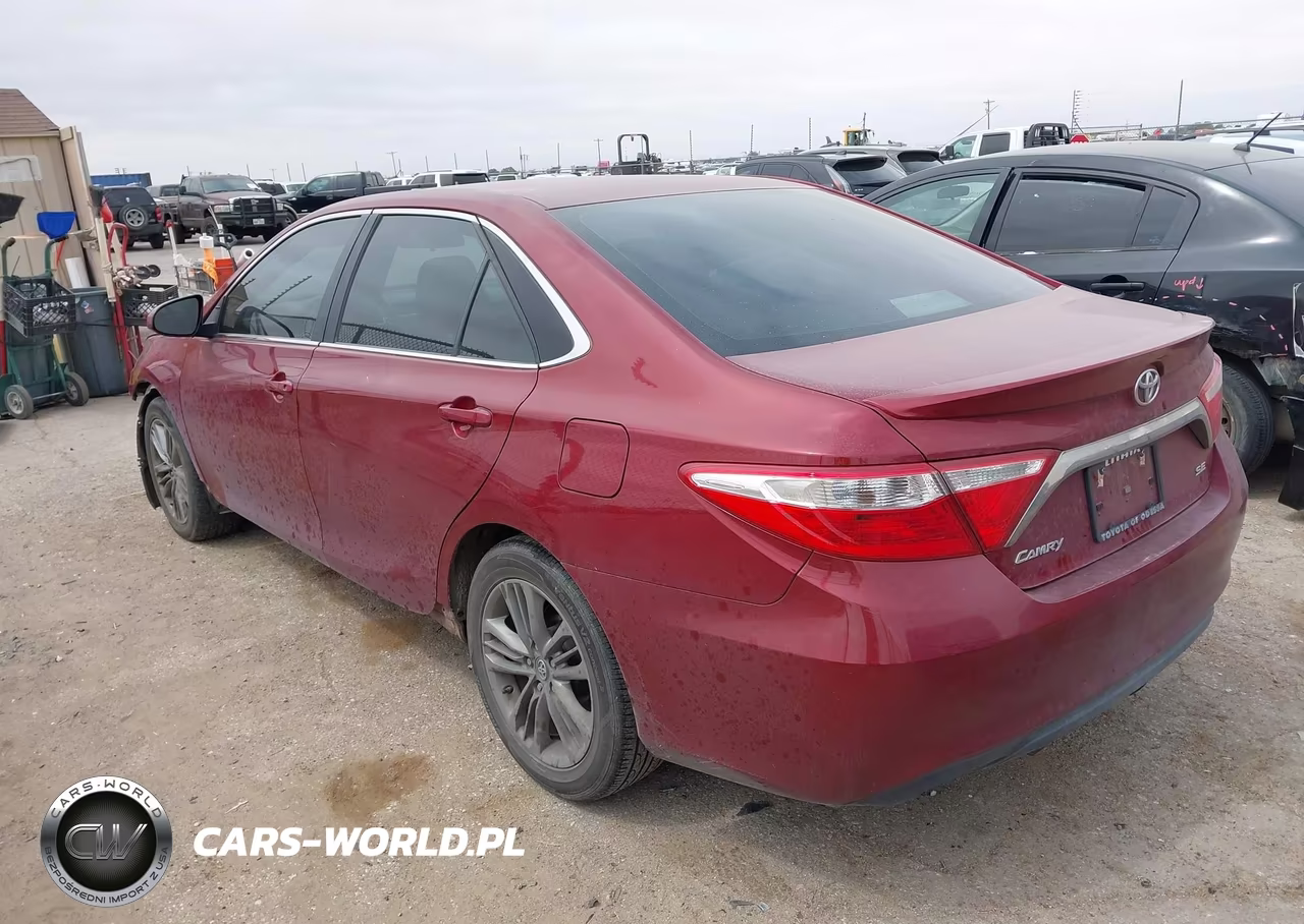 2017 Toyota Camry Se VIN:4T1BF1FK2HU666041 - 3