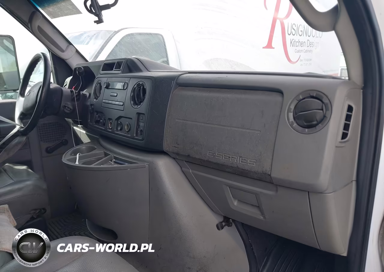 2009 Ford E-450 Cutaway VIN:1FDXE45S79DA10883 - 5