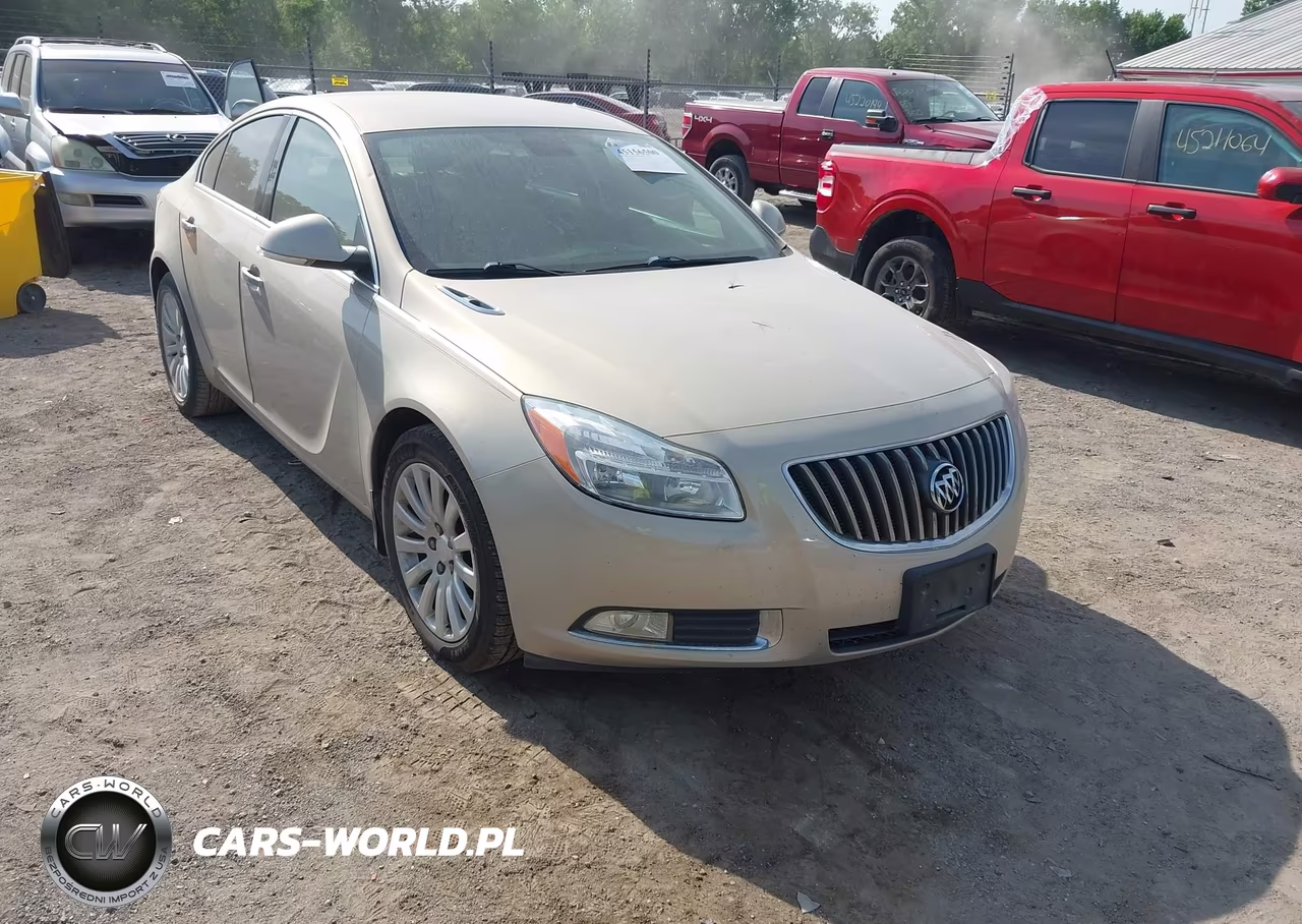 2012 Buick Regal Premium 1