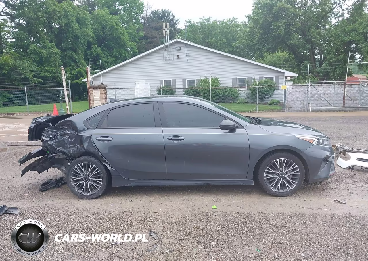 2024 Kia Forte Gt-Line VIN:3KPF54AD5RE722136 - 14