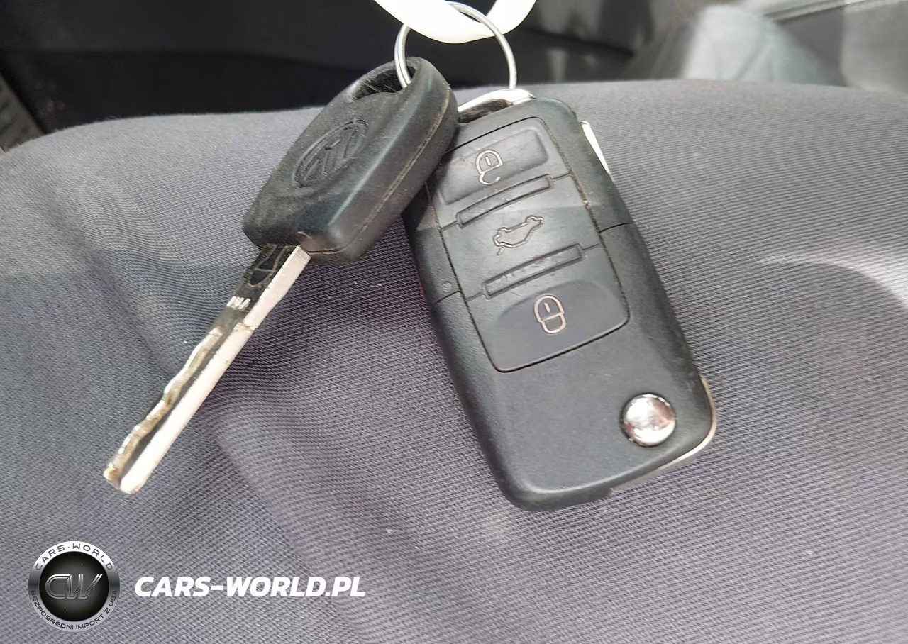 2010 Volkswagen Gti 4-Door VIN:WVWHD7AJ5AW090350 - 11