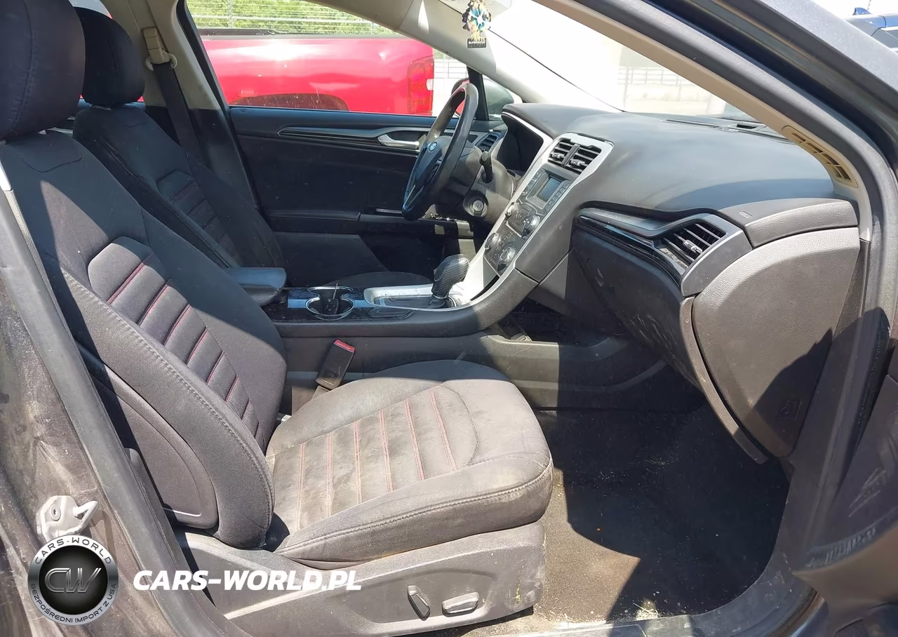 2015 Ford Fusion Se VIN:3FA6P0HD0FR262984 - 5