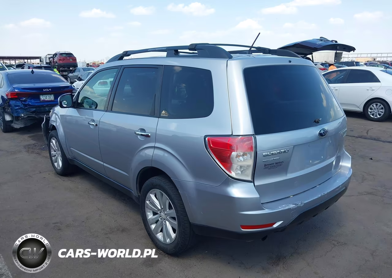 2012 Subaru Forester 2.5X Premium VIN:JF2SHADC7CH449646 - 3