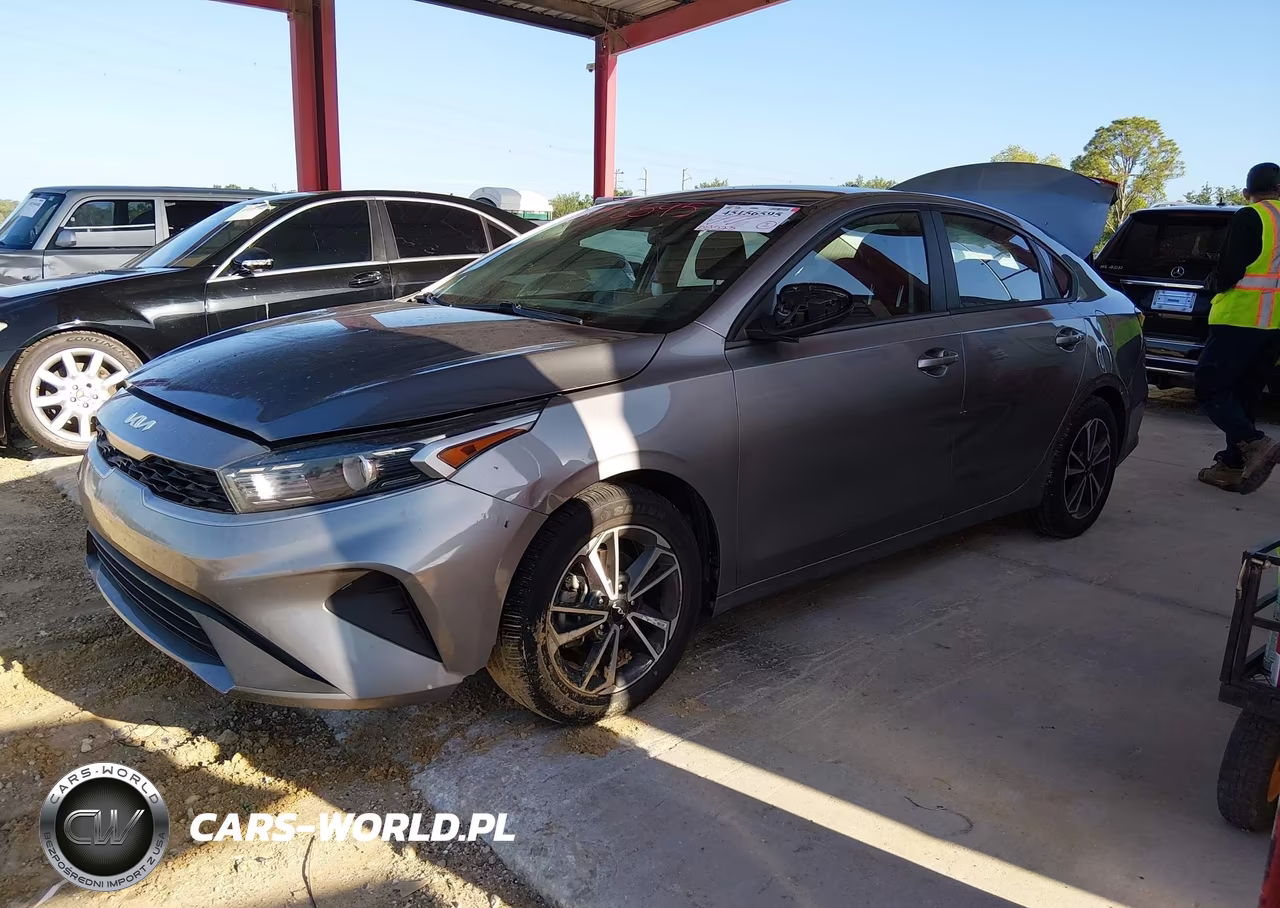 2022 Kia Forte Lxs VIN:3KPF24AD0NE465549 - 2