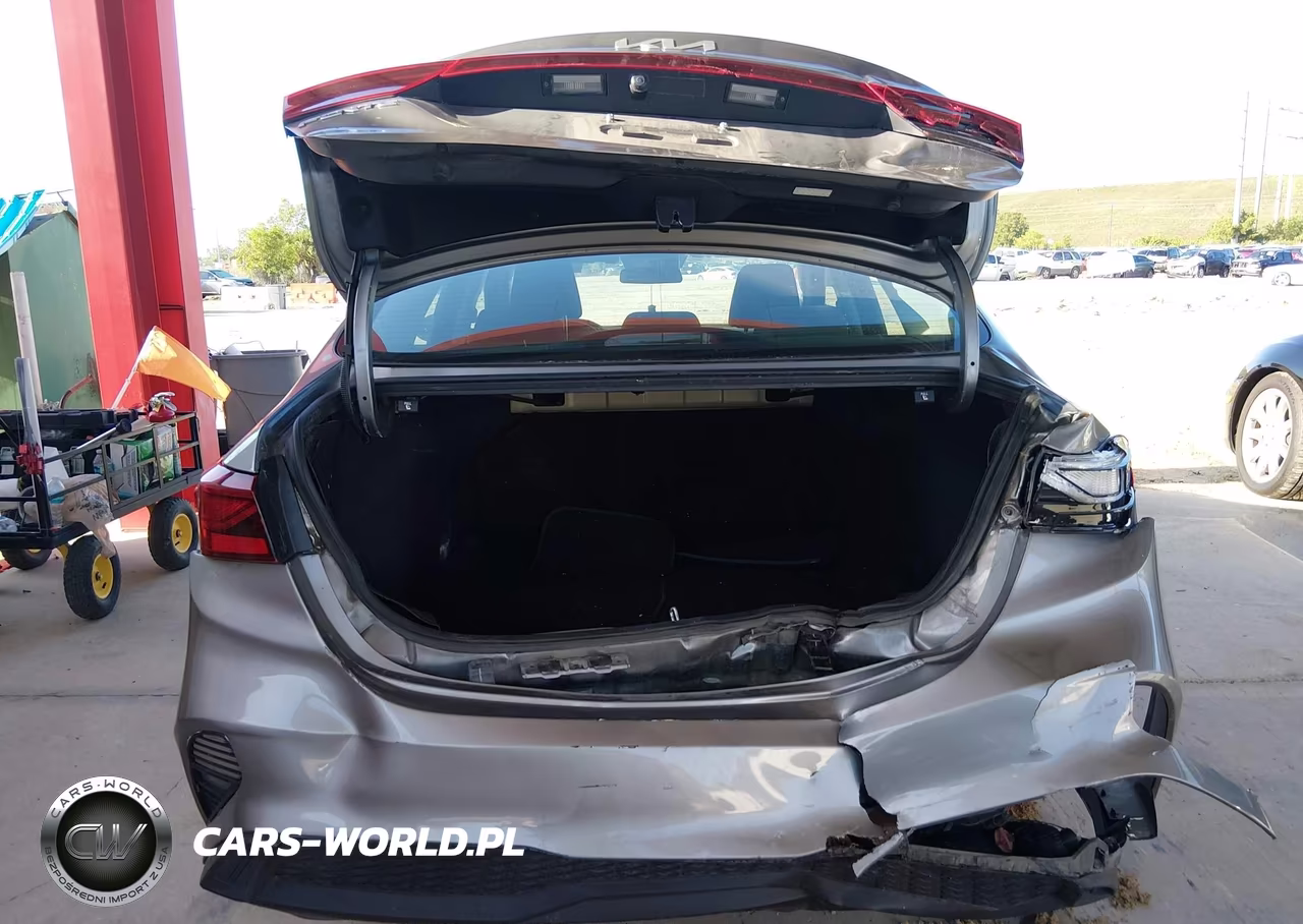 2022 Kia Forte Lxs VIN:3KPF24AD0NE465549 - 6