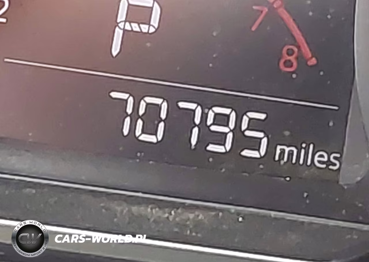 2018 Mazda Mazda3 Sport VIN:3MZBN1U7XJM201892 - 15