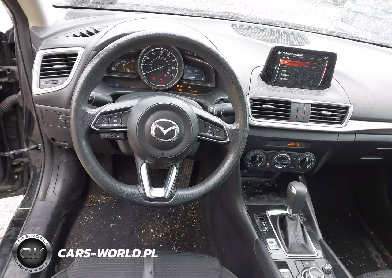 2018 Mazda Mazda3 Sport VIN:3MZBN1U7XJM201892 - 20
