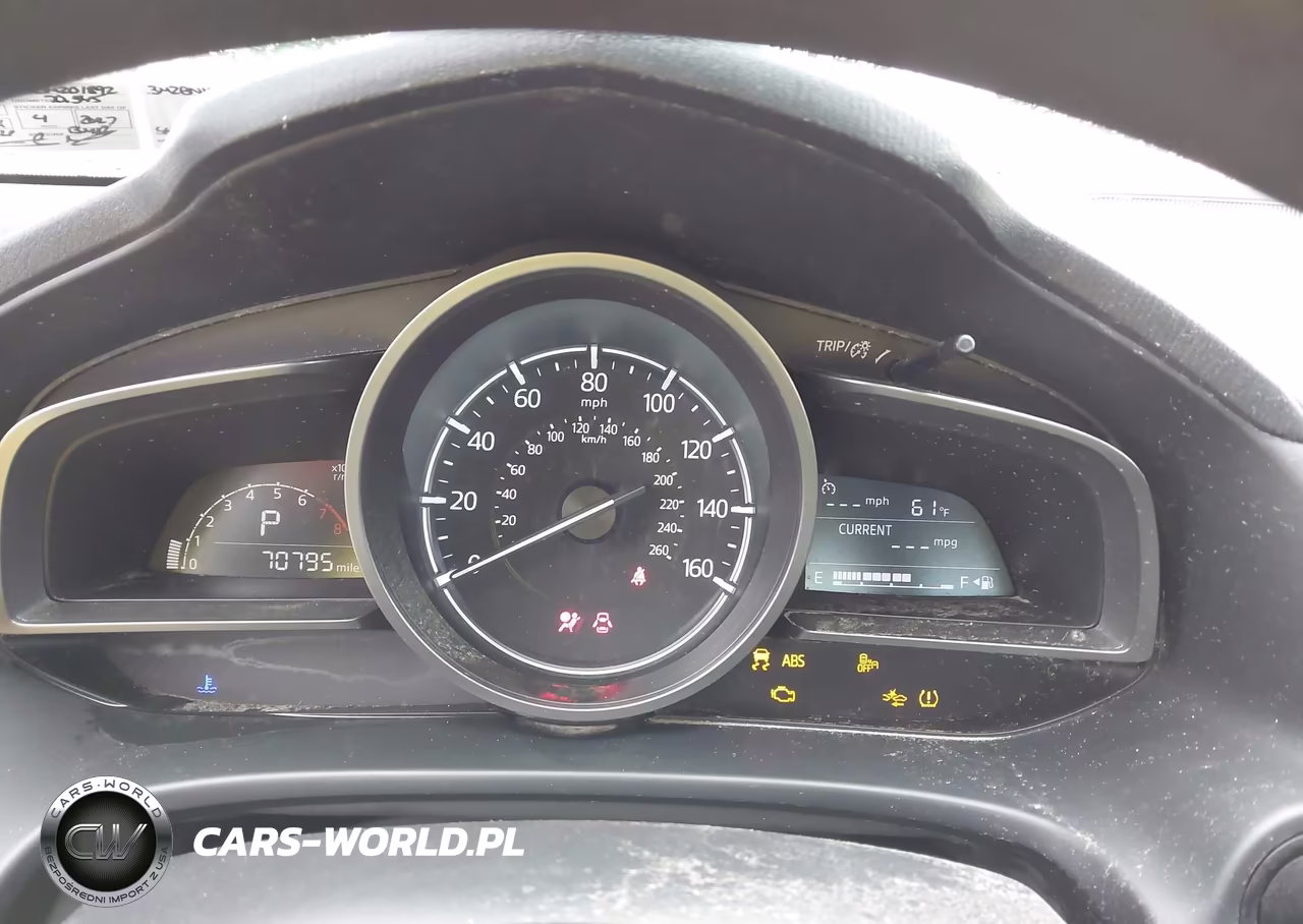 2018 Mazda Mazda3 Sport VIN:3MZBN1U7XJM201892 - 7