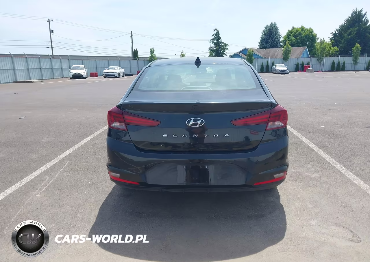 2020 Hyundai Elantra Sel VIN:5NPD84LF9LH594404 - 17