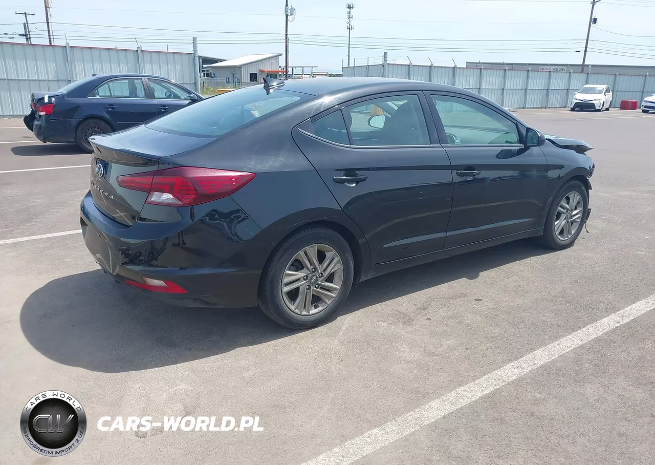 2020 Hyundai Elantra Sel VIN:5NPD84LF9LH594404 - 4