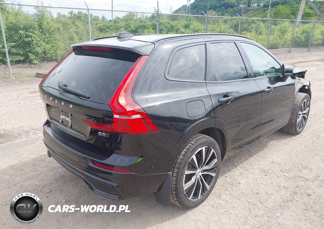 2023 Volvo Xc60 B5 Plus Dark Theme VIN:YV4L12RW4P1192490 - 4