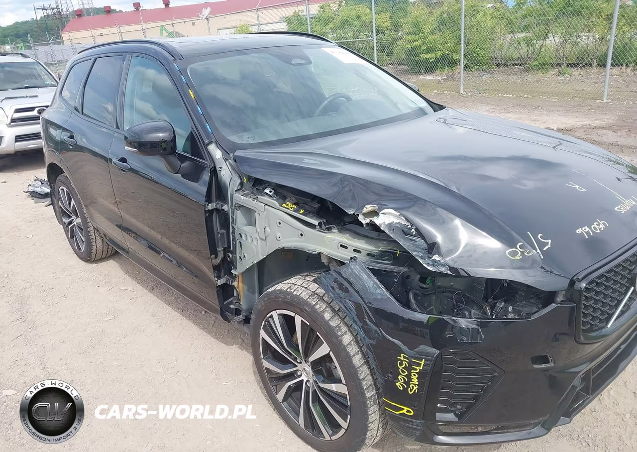2023 Volvo Xc60 B5 Plus Dark Theme VIN:YV4L12RW4P1192490 - 6