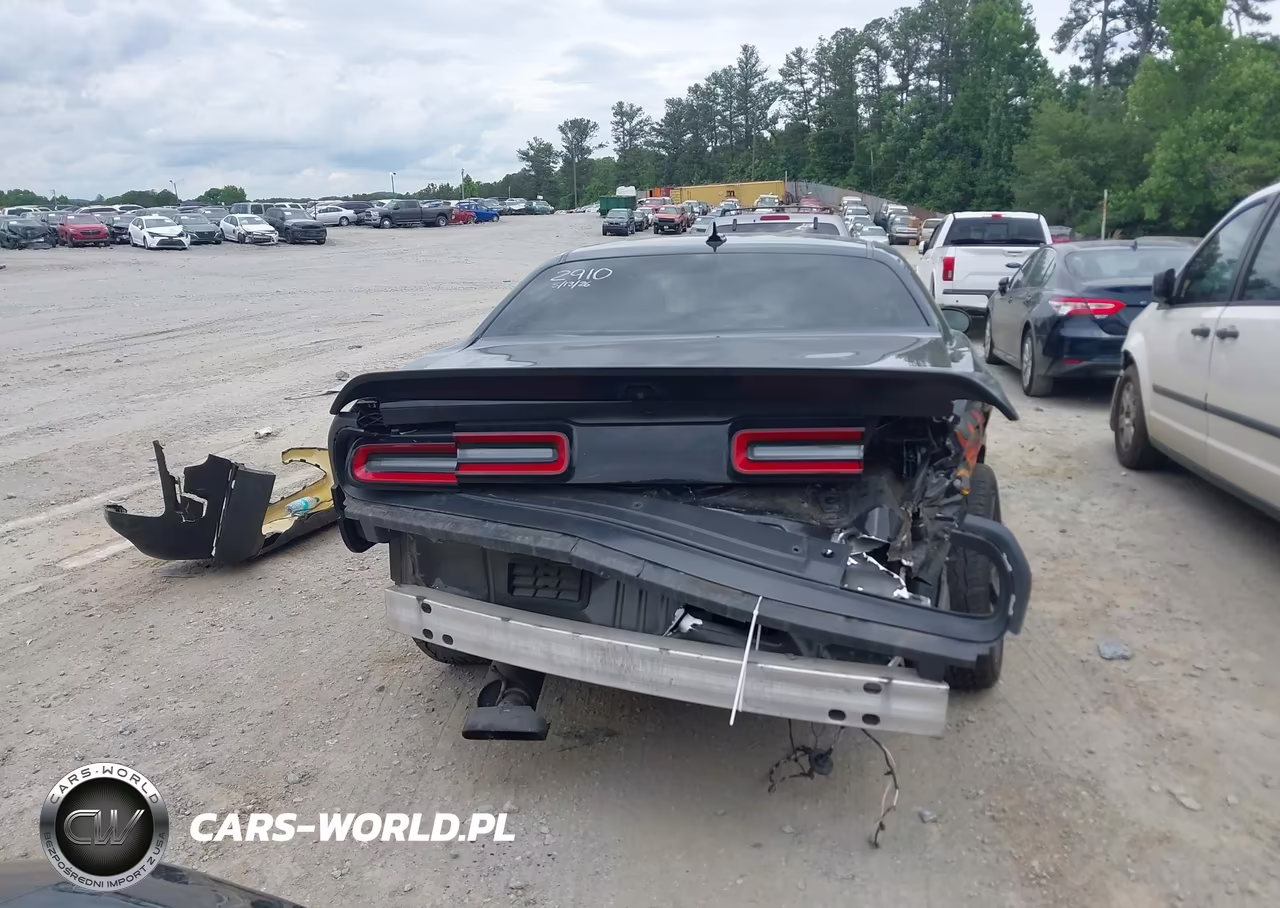 2017 Dodge Challenger R-T Plus VIN:2C3CDZBT2HH572910 - 16