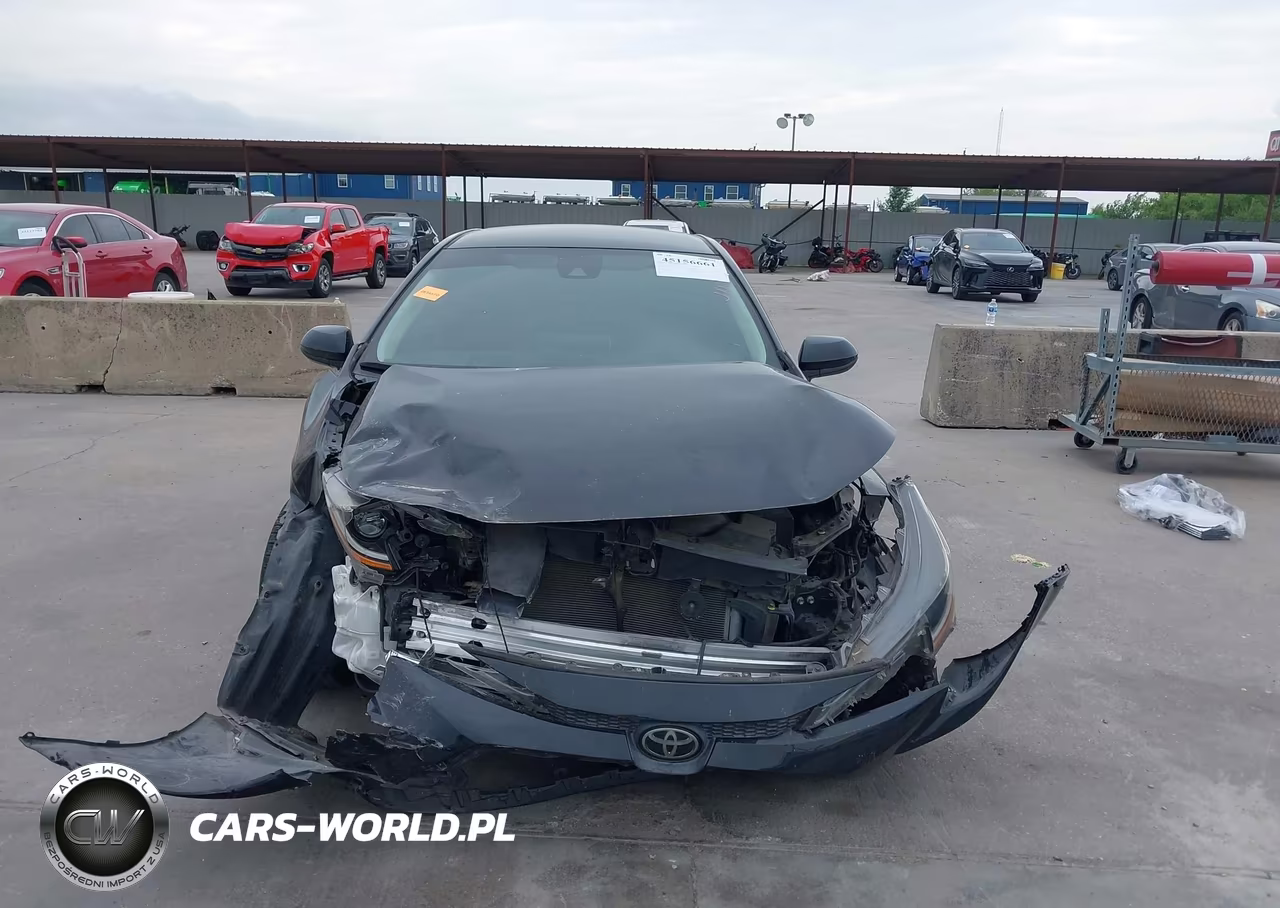 2020 Toyota Corolla Le VIN:5YFEPRAE8LP107968 - 13