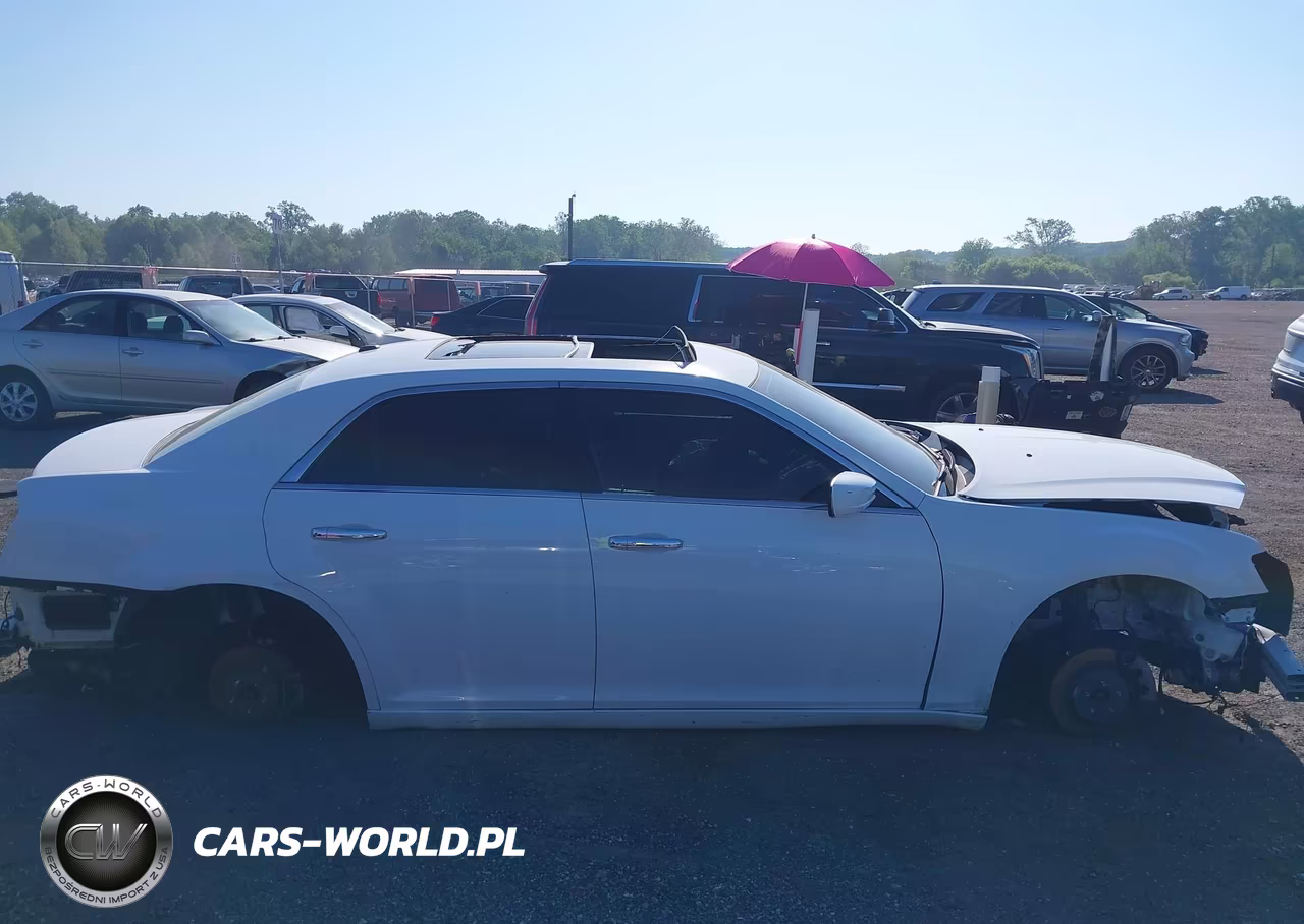2012 Chrysler 300C Awd VIN:2C3CCAKT0CH197113 - 14