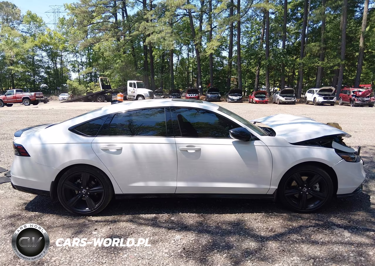 2025 Honda Accord Hybrid Sport-L VIN:1HGCY2F72SA053044 - 13