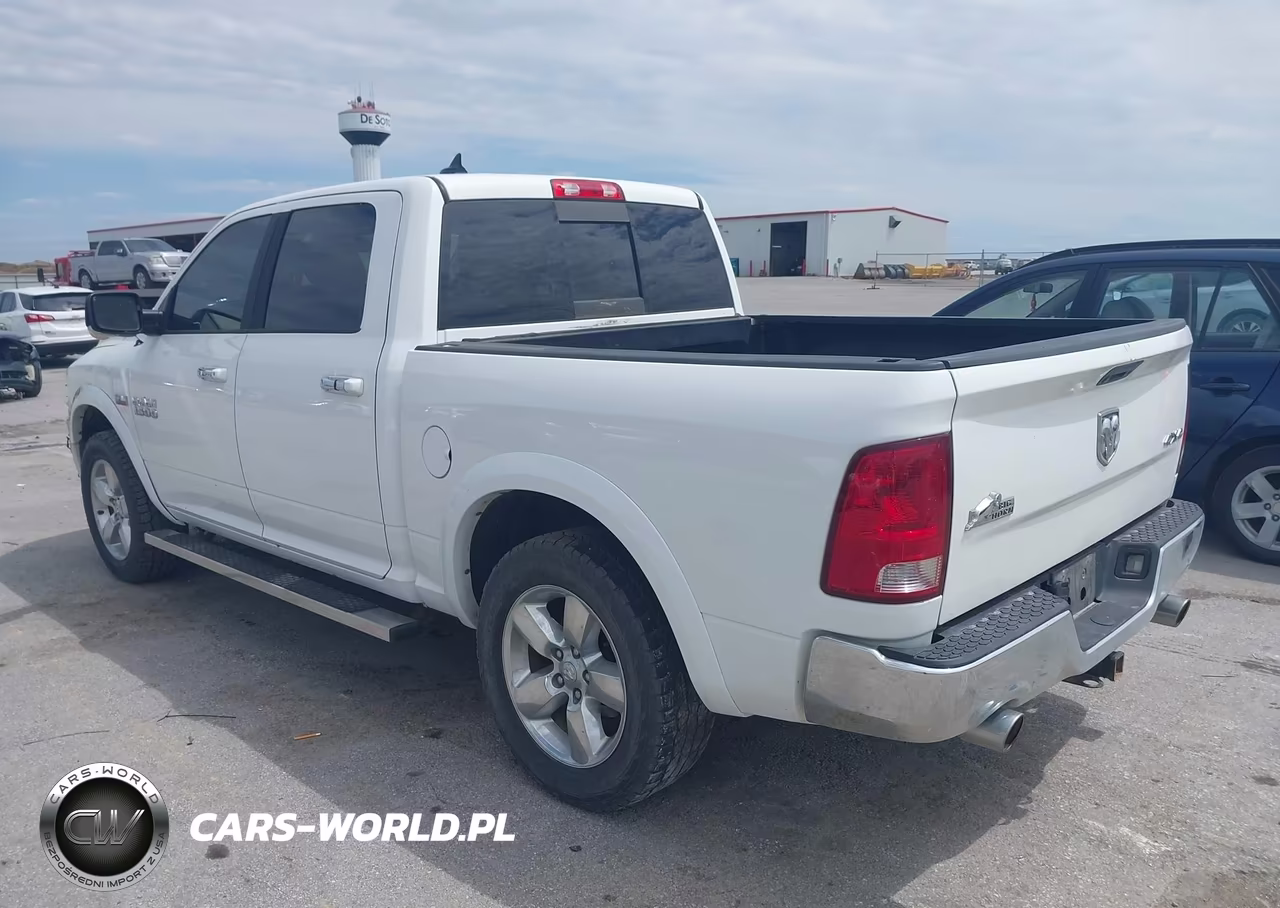2015 Ram 1500 VIN:1C6RR7LT3FS777546 - 3