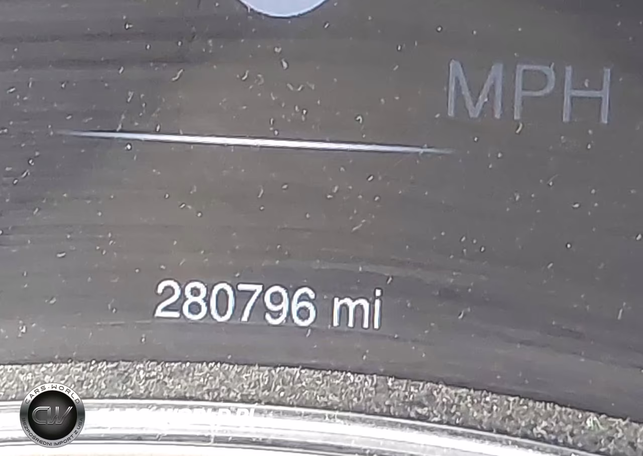 2015 Jeep Grand Cherokee Altitude VIN:1C4RJFAG4FC731640 - 15