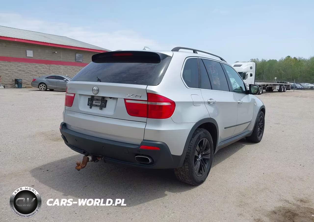 2007 BMW X5 4.8I VIN:5UXFE83537LZ43413 - 4