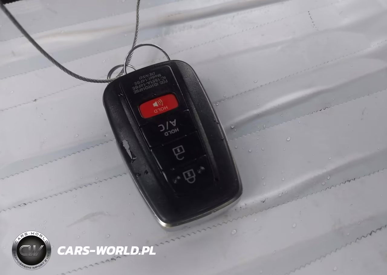 2020 Toyota Prius Prime Le VIN:JTDKARFP7L3159373 - 11