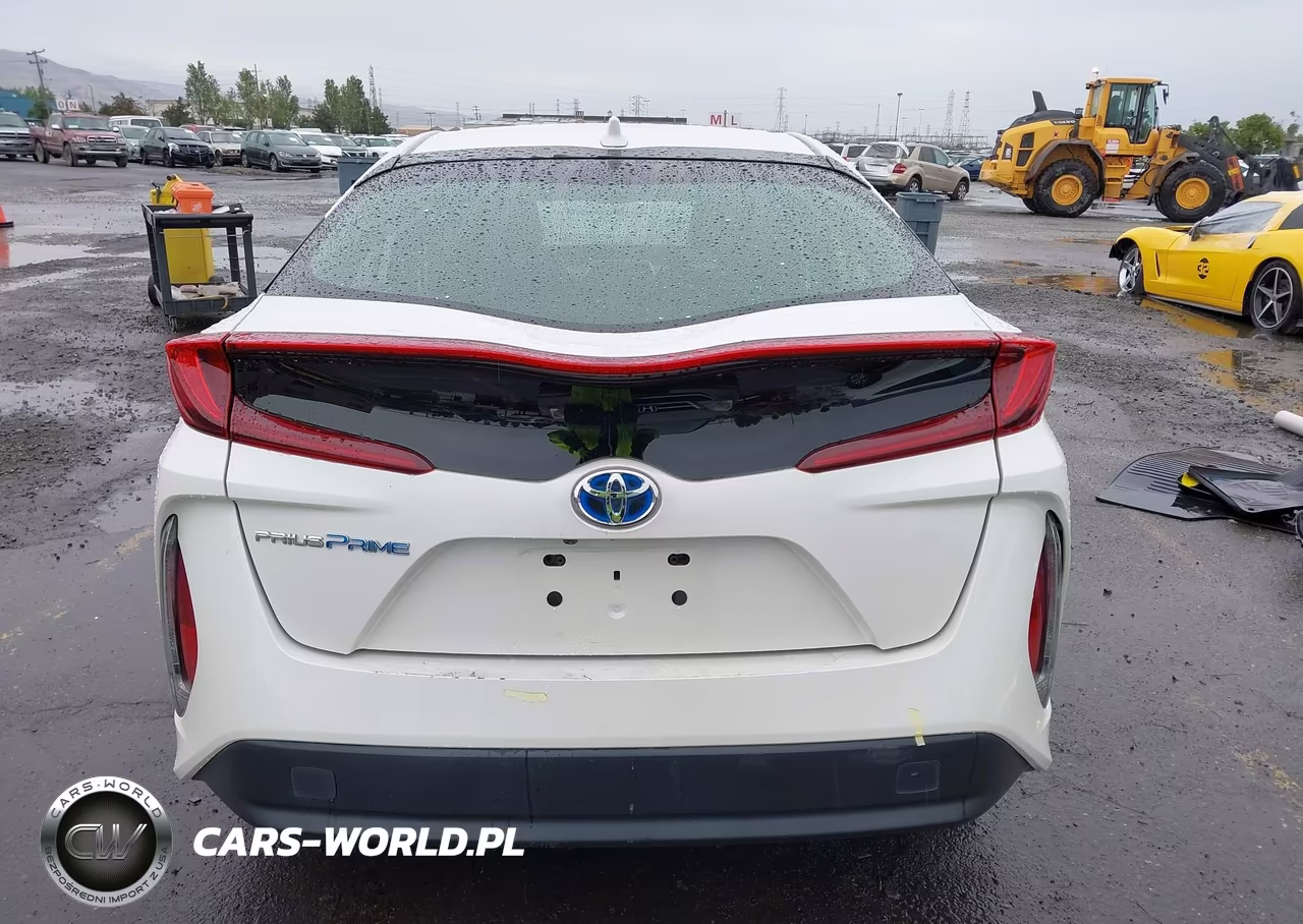 2020 Toyota Prius Prime Le VIN:JTDKARFP7L3159373 - 17