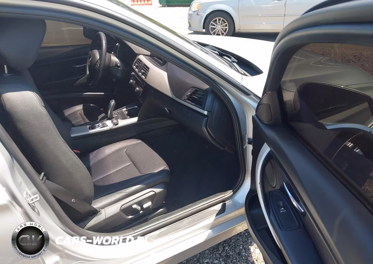 2018 BMW 320I xDrive VIN:WBA8A3C57JA489515 - 5