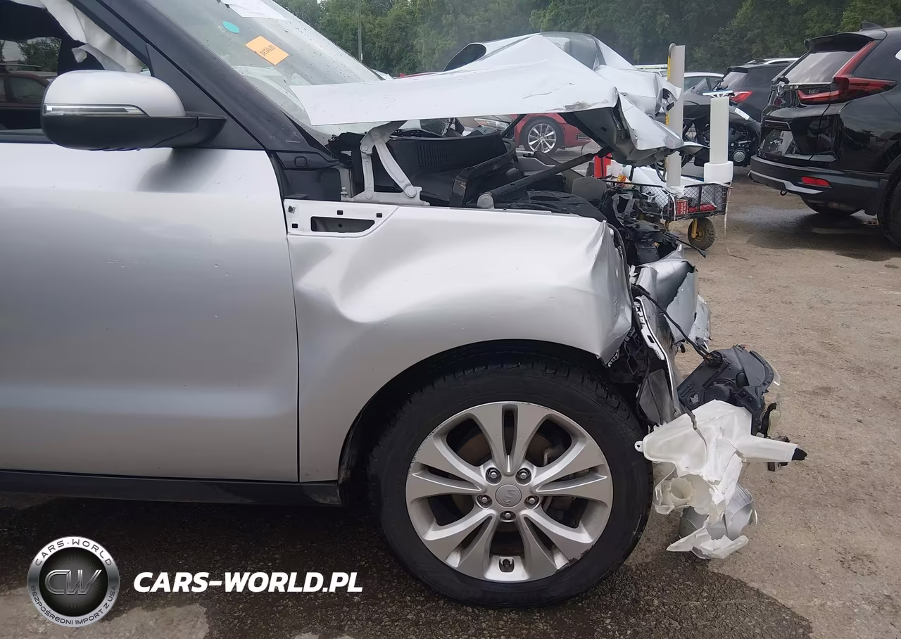 2014 Kia Soul + VIN:KNDJP3A50E7722904 - 18
