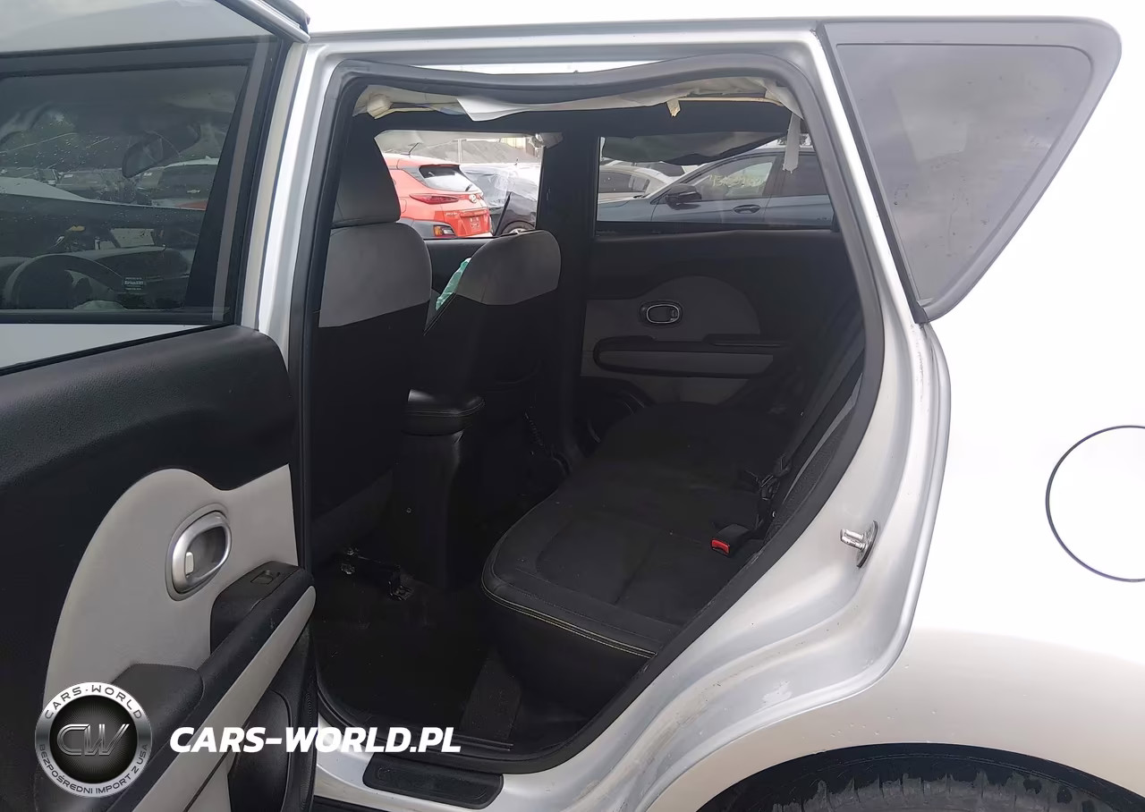 2014 Kia Soul + VIN:KNDJP3A50E7722904 - 8