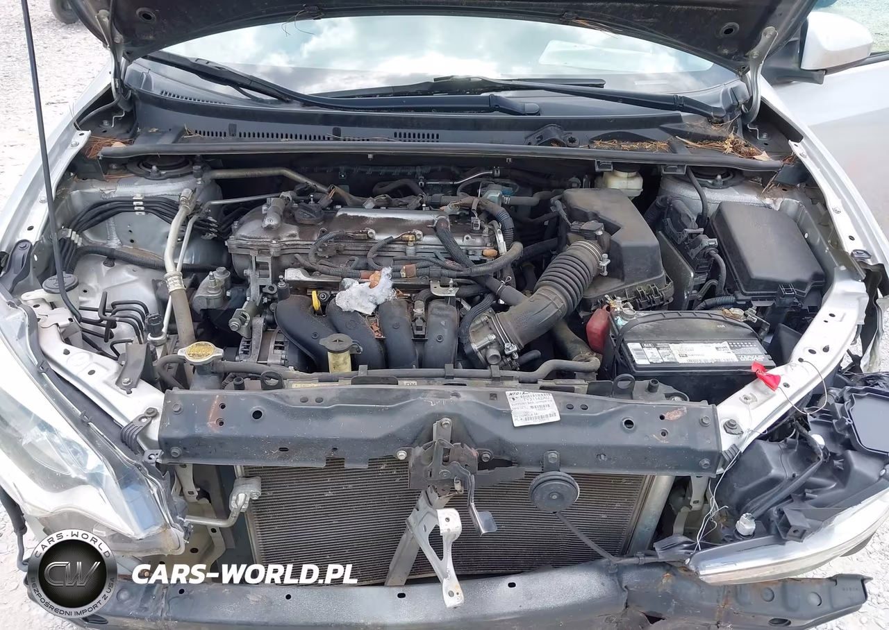 2015 Toyota Corolla Le Plus VIN:5YFBURHEXFP254444 - 10