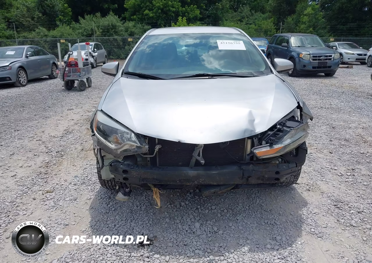 2015 Toyota Corolla Le Plus VIN:5YFBURHEXFP254444 - 12