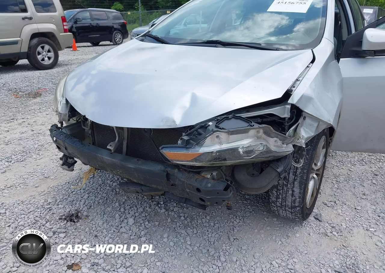 2015 Toyota Corolla Le Plus VIN:5YFBURHEXFP254444 - 6