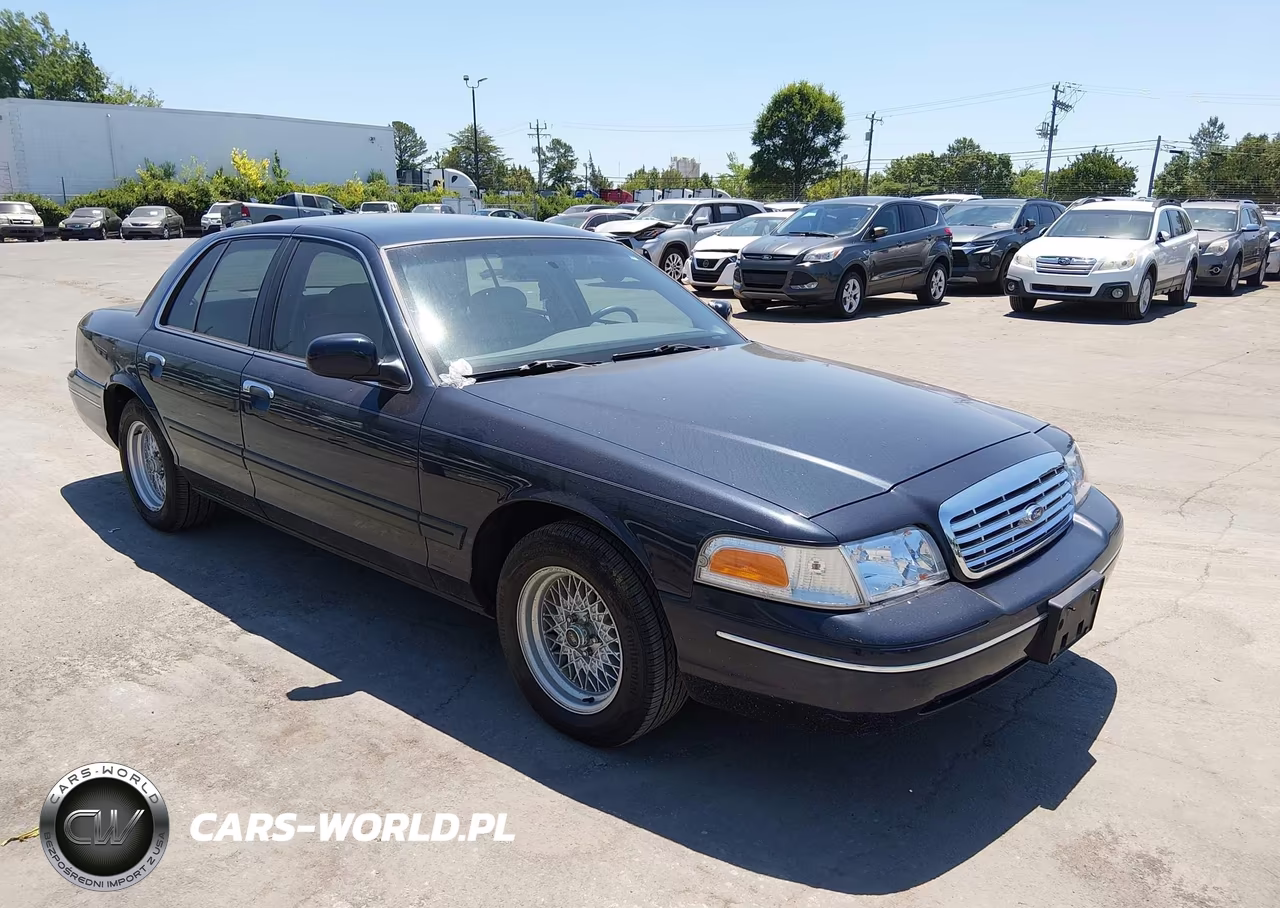 2001 Ford Crown Victoria Lx