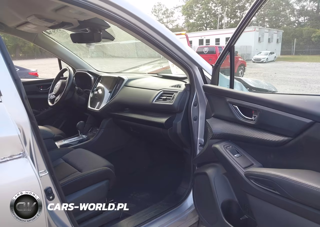 2023 Subaru Ascent Premium 8-Passenger VIN:4S4WMACD6P3442384 - 5