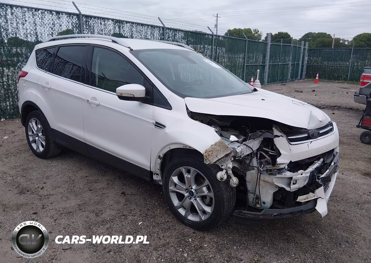 2015 Ford Escape Titanium – zdjęcie 1 z 17