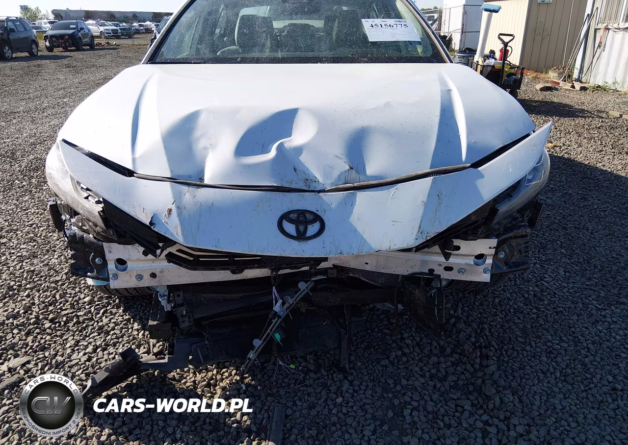 2026 Toyota Camry Xle VIN:4T1DBADKXTU039992 - 6