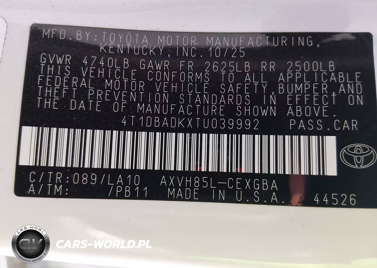 2026 Toyota Camry Xle VIN:4T1DBADKXTU039992 - 9