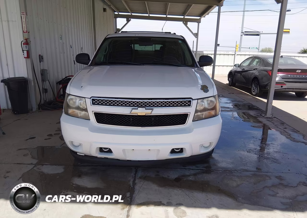 2011 Chevrolet Suburban 1500 Commercial Fleet VIN:1GNSK5E39BR116919 - 14