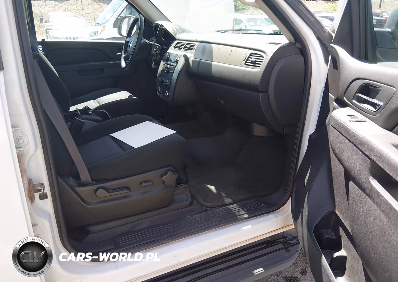 2011 Chevrolet Suburban 1500 Commercial Fleet VIN:1GNSK5E39BR116919 - 5