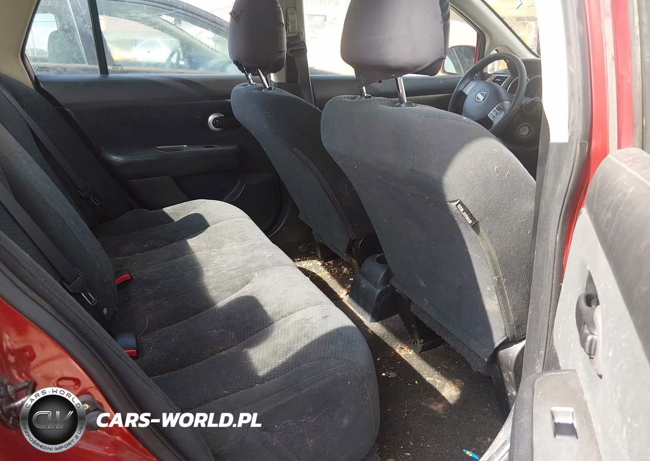 2010 Nissan Versa 1.8S VIN:3N1BC1AP1AL398022 - 8