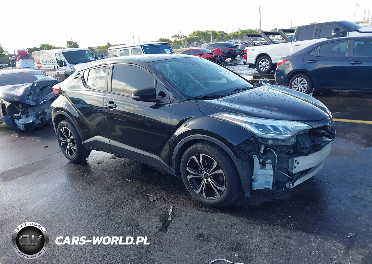 2020 Toyota C-Hr Le – zdjęcie 1 z 17