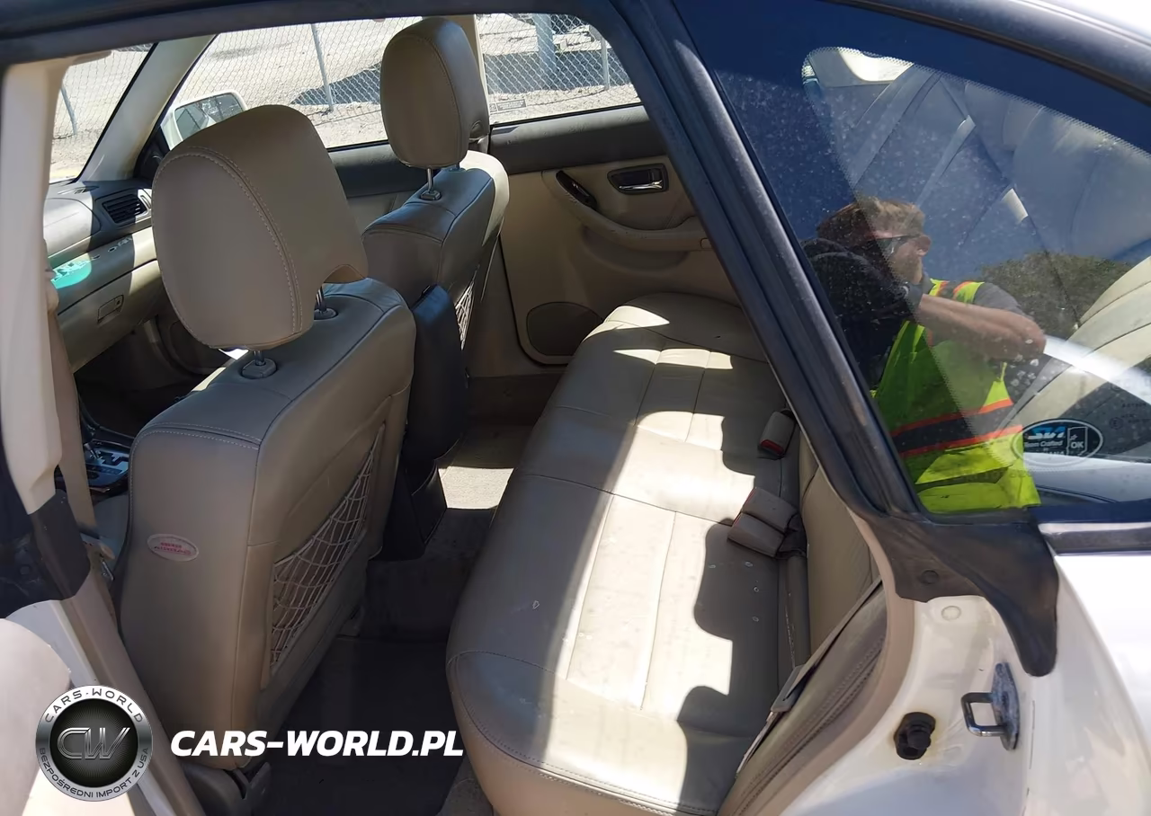 2002 Subaru Outback Limited VIN:4S3BE686127204452 - 8