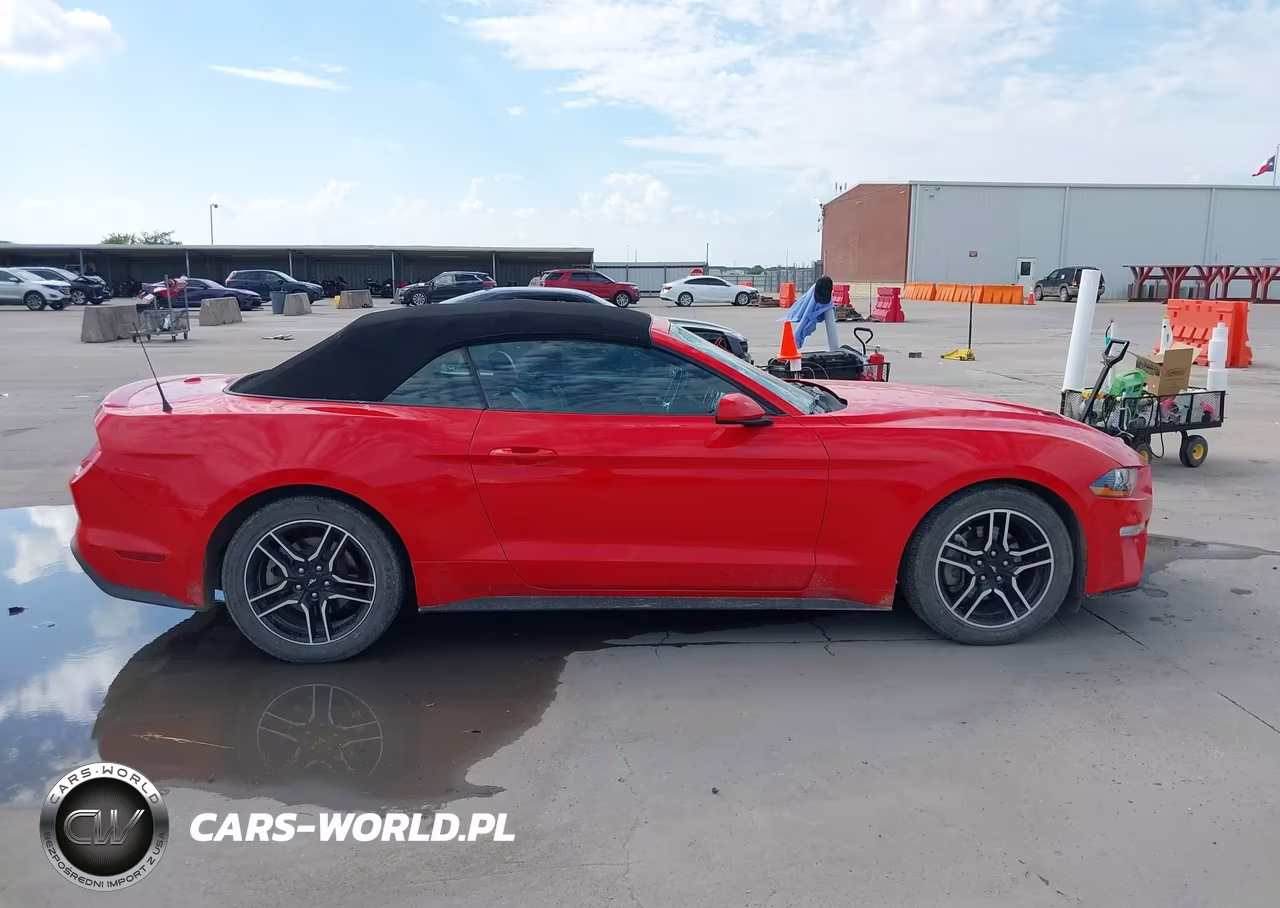 2023 Ford Mustang Ecoboost Premium VIN:1FATP8UH8P5110966 - 13